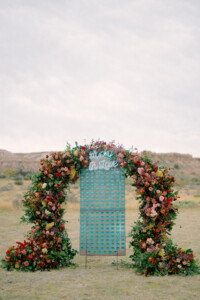 Janie Johnson & Jake Finlay's Wedding, Floral Arrangement Seating Chart